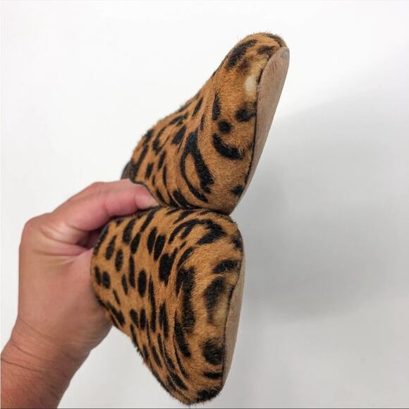Veronica Beard Griffin Flat Loafers in Leopard Size 36.5 Leather Cowhide - Picture 5 of 7
